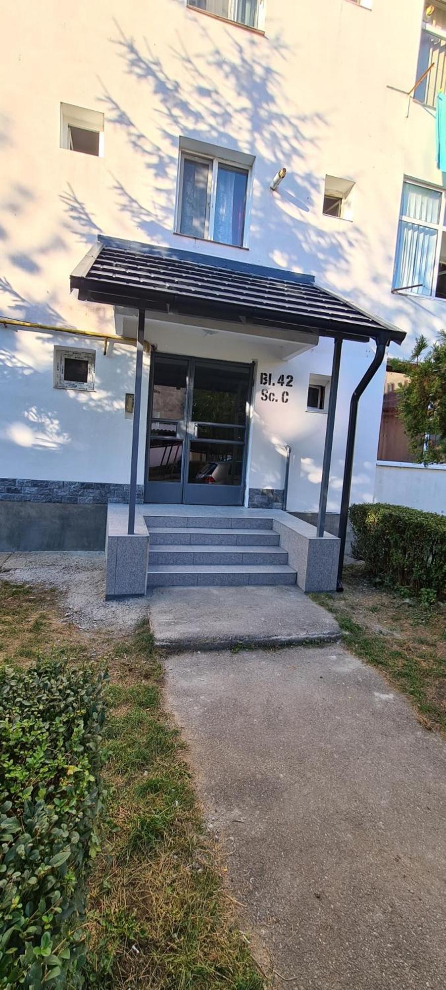 White Rezidence II Apartment Curtea De Arges Exterior photo
