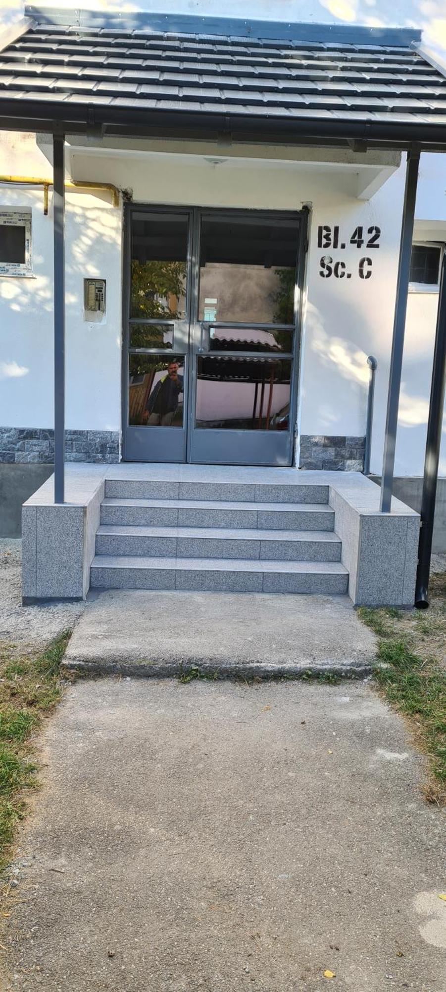 White Rezidence II Apartment Curtea De Arges Exterior photo